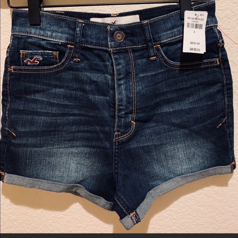 HOLLISTER Jean shorts